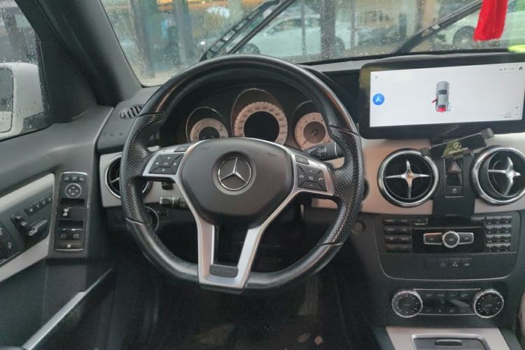 Used Mercedes-Benz GLK-Class 2014 GLK 200 Standard Model Steering Wheel