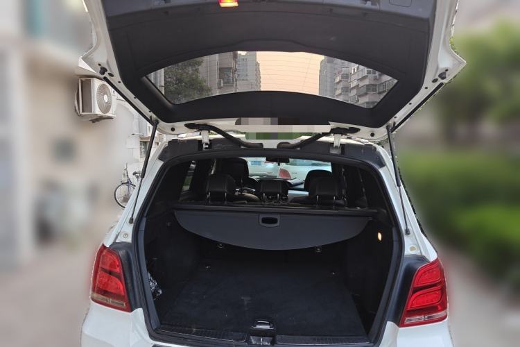 Used Mercedes-Benz GLK-Class 2014 GLK 260 4MATIC Dynamic Model Trunk