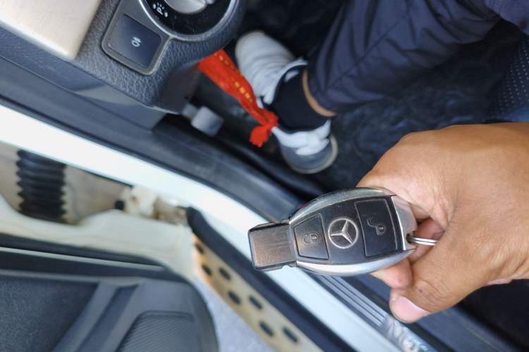 Used Mercedes-Benz GLK-Class 2014 GLK 260 4MATIC Dynamic Model Vehicle Key