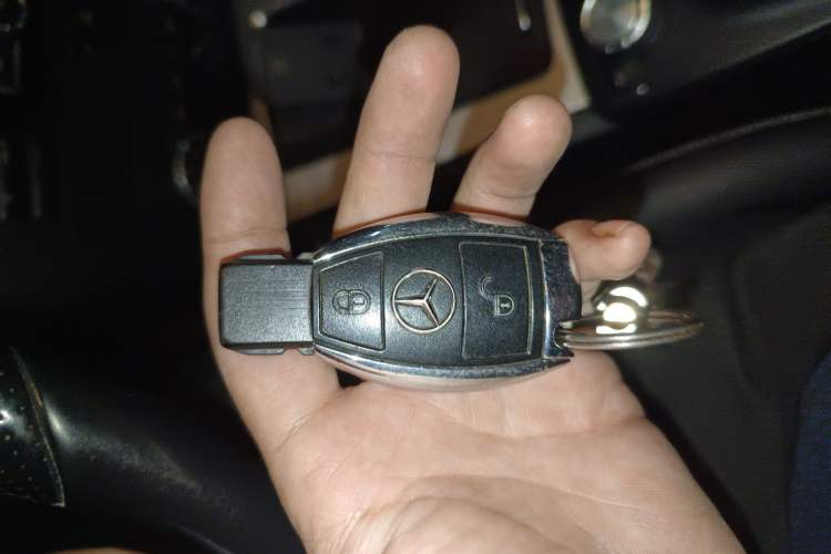 Used Mercedes-Benz GLK-Class 2014 GLK 200 Standard Model Vehicle Key