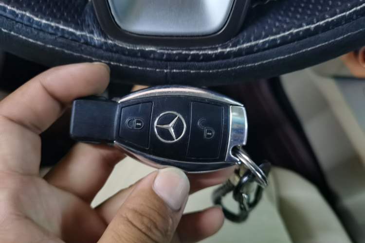 Used Mercedes-Benz GLK-Class 2014 GLK 260 4MATIC Dynamic Model Vehicle Key