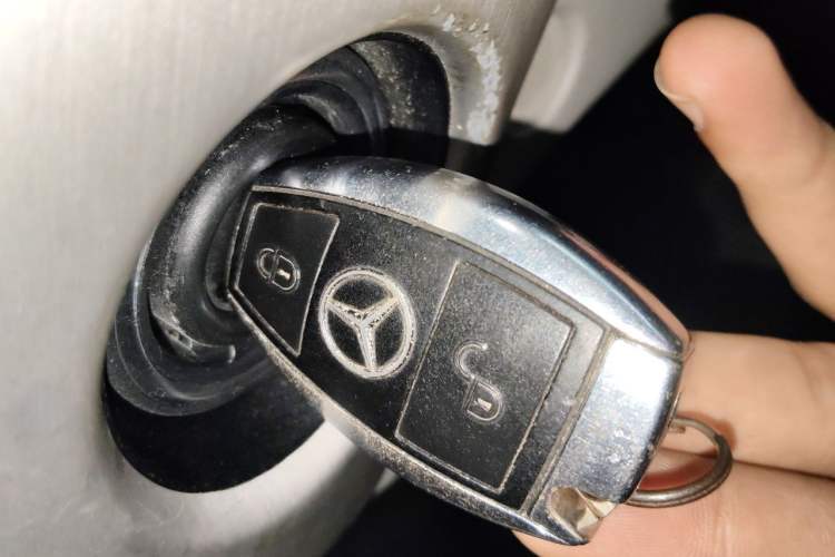 Used Mercedes-Benz GLK-Class 2014 GLK 260 4MATIC Dynamic Model Vehicle Key