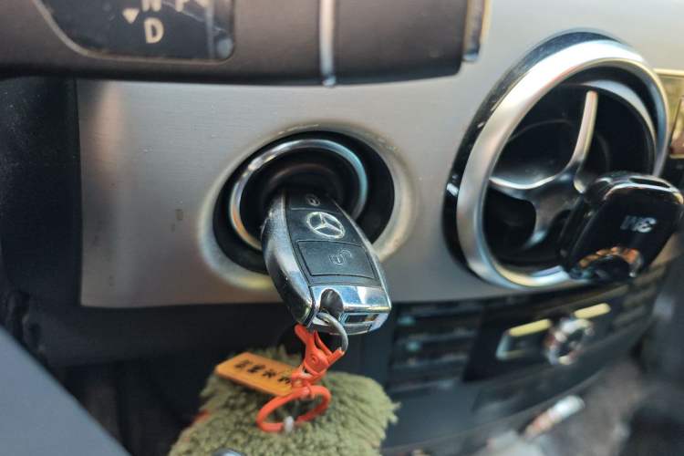 Used Mercedes-Benz GLK-Class 2014 GLK 200 Standard Model Vehicle Key