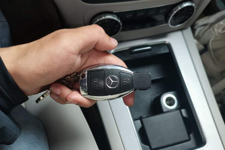 Used Mercedes-Benz GLK-Class 2014 GLK 200 Standard Model Vehicle Key