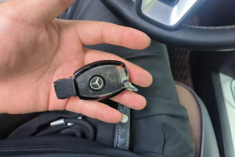 Used Mercedes-Benz GLK-Class 2014 GLK 260 4MATIC Dynamic Model Vehicle Key