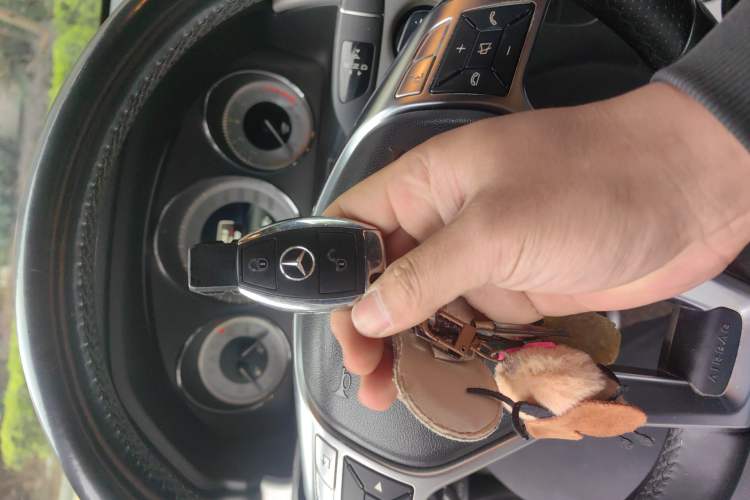 Used Mercedes-Benz GLK-Class 2014 GLK 200 Standard Model Vehicle Key