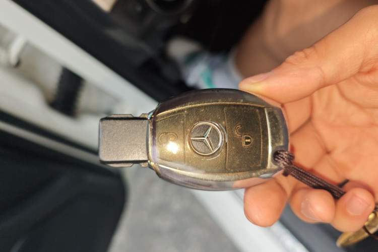 Used Mercedes-Benz GLK-Class 2014 GLK 260 4MATIC Dynamic Model Vehicle Key