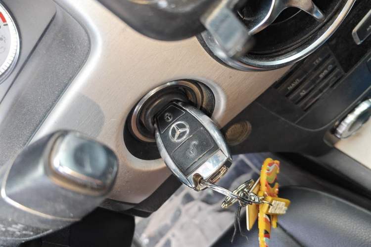 Used Mercedes-Benz GLK-Class 2014 GLK 260 4MATIC Dynamic Model Vehicle Key
