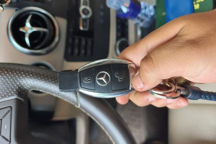 Used Mercedes-Benz GLK-Class 2014 GLK 260 4MATIC Dynamic Model Vehicle Key