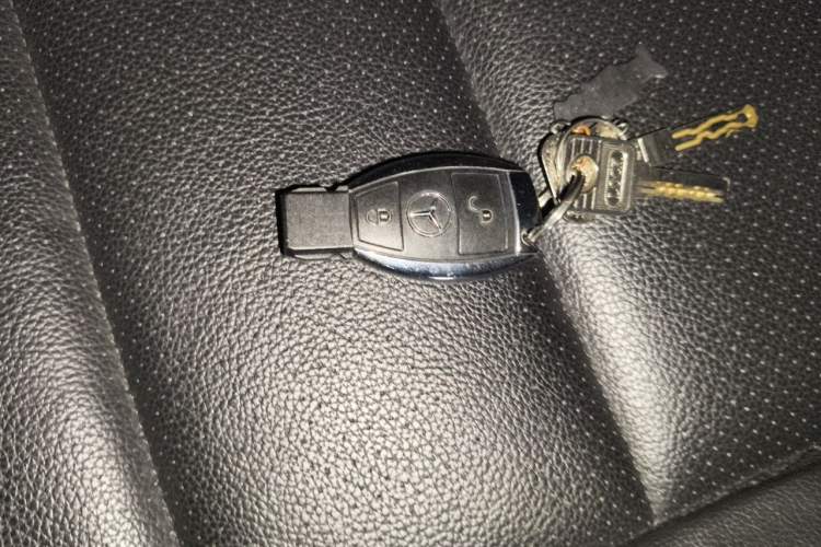 Used Mercedes-Benz GLK-Class 2014 GLK 260 4MATIC Dynamic Model Vehicle Key
