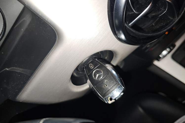 Used Mercedes-Benz GLK-Class 2014 GLK 260 4MATIC Dynamic Model Vehicle Key