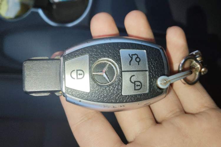 Used Mercedes-Benz GLK-Class 2014 GLK 200 Standard Model Vehicle Key
