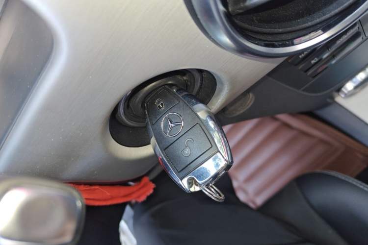 Used Mercedes-Benz GLK-Class 2014 GLK 200 Standard Model Vehicle Key