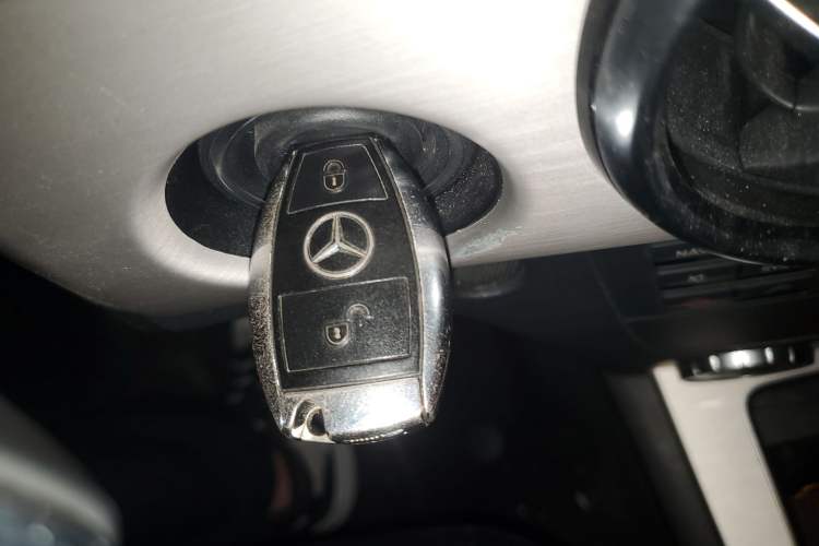 Used Mercedes-Benz GLK-Class 2014 GLK 260 4MATIC Dynamic Model Vehicle Key