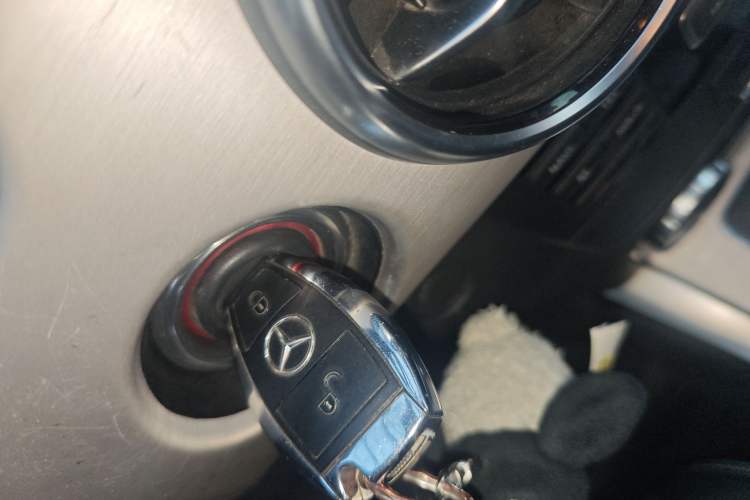 Used Mercedes-Benz GLK-Class 2014 GLK 200 Standard Model Vehicle Key