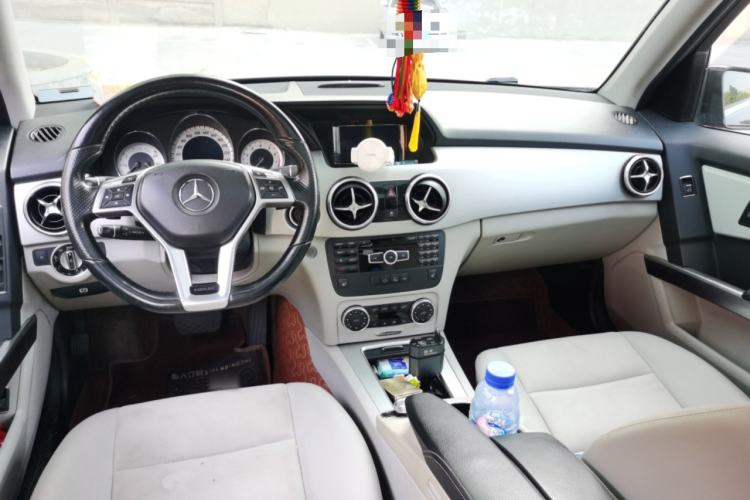 Used Mercedes-Benz GLK-Class 2015 GLK 260 4MATIC Fashion Edition Ultimate Version Center Console