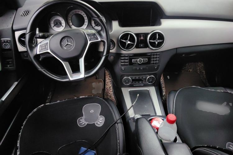 Used Mercedes-Benz GLK-Class 2015 GLK 300 4MATIC Fashion Edition Ultimate Version Center Console