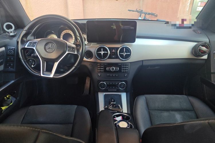 Used Mercedes-Benz GLK-Class 2015 GLK 260 4MATIC Fashion Edition Ultimate Version Center Console