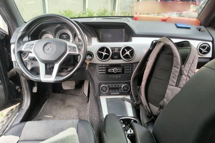 Used Mercedes-Benz GLK-Class 2015 GLK 260 4MATIC Dynamic Edition Ultimate Version Center Console