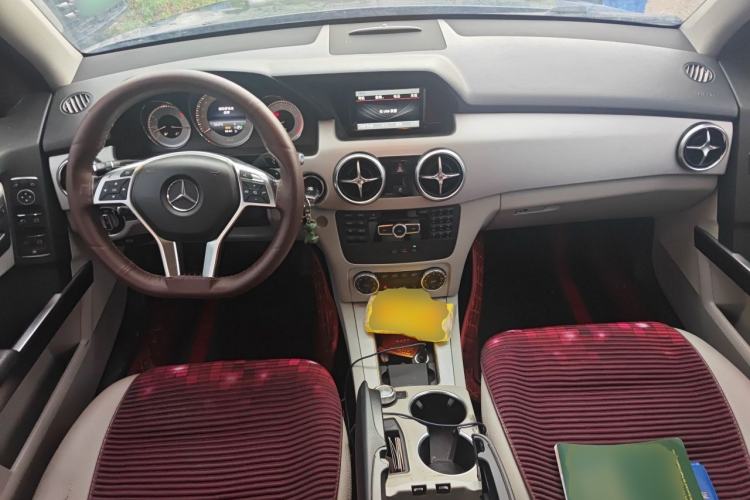 Used Mercedes-Benz GLK-Class 2015 GLK 260 4MATIC Dynamic Edition Ultimate Version Center Console