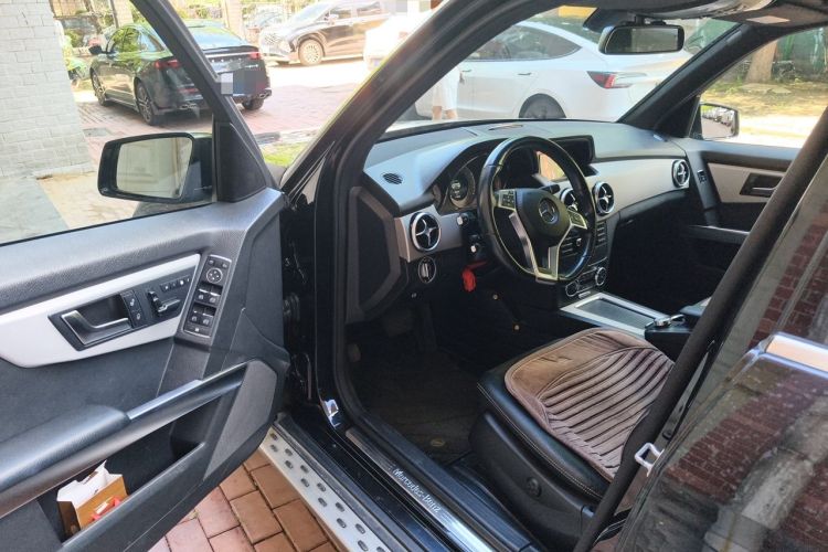 Used Mercedes-Benz GLK-Class 2015 GLK 260 4MATIC Fashion Edition Ultimate Version Driver Seat