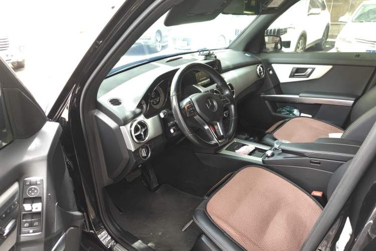 Used Mercedes-Benz GLK-Class 2015 GLK 260 4MATIC Dynamic Edition Ultimate Version Driver Seat
