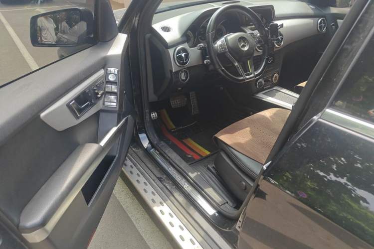 Used Mercedes-Benz GLK-Class 2015 GLK 260 4MATIC Dynamic Edition Ultimate Version Driver Seat