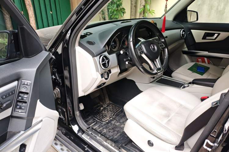 Used Mercedes-Benz GLK-Class 2015 GLK 260 4MATIC Fashion Edition Ultimate Version Driver Seat