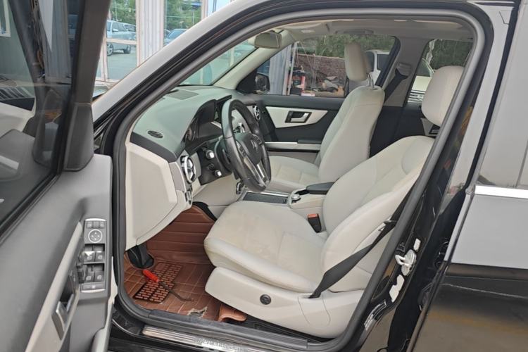 Used Mercedes-Benz GLK-Class 2015 GLK 260 4MATIC Dynamic Edition Ultimate Version Driver Seat