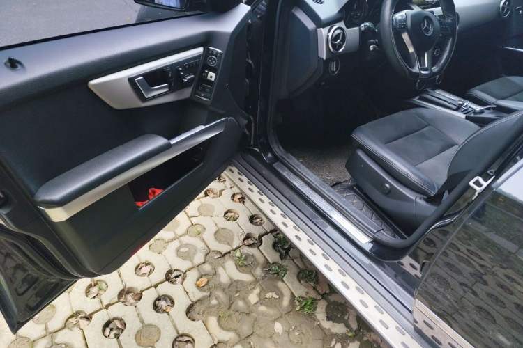 Used Mercedes-Benz GLK-Class 2015 GLK 300 4MATIC Fashion Edition Ultimate Version Driver Seat