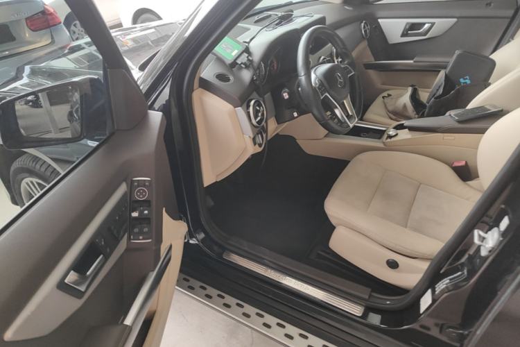 Used Mercedes-Benz GLK-Class 2015 GLK 260 4MATIC Dynamic Edition Ultimate Version Driver Seat