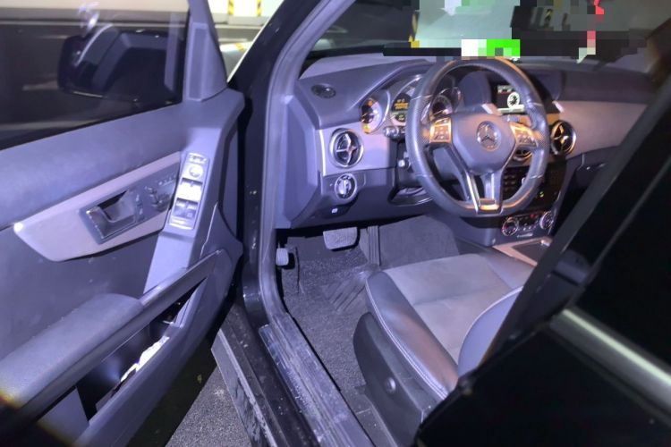 Used Mercedes-Benz GLK-Class 2015 GLK 260 4MATIC Fashion Edition Ultimate Version Driver Seat