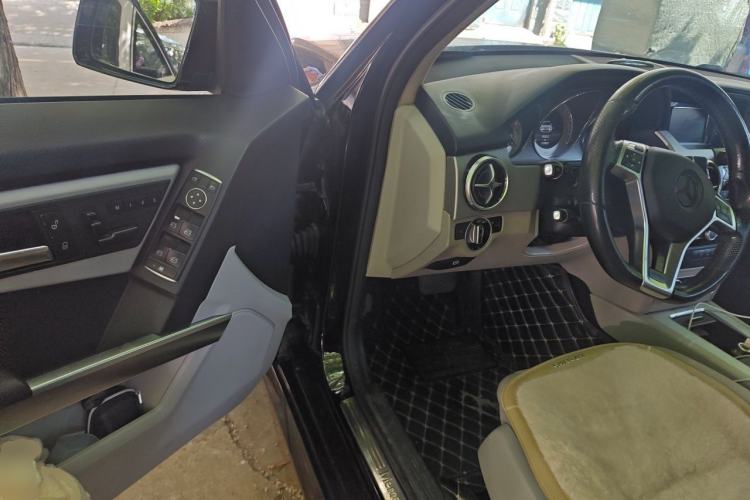 Used Mercedes-Benz GLK-Class 2015 GLK 260 4MATIC Dynamic Edition Ultimate Version Driver Seat