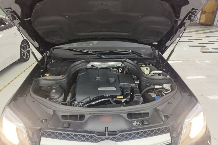 Used Mercedes-Benz GLK-Class 2015 GLK 260 4MATIC Dynamic Edition Ultimate Version Engine Bay