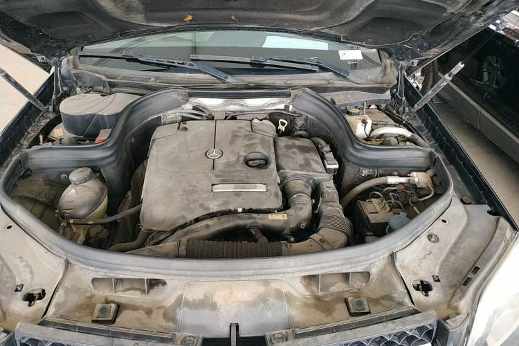 Used Mercedes-Benz GLK-Class 2015 GLK 260 4MATIC Dynamic Edition Ultimate Version Engine Bay