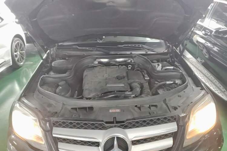 Used Mercedes-Benz GLK-Class 2015 GLK 260 4MATIC Dynamic Edition Ultimate Version Engine Bay
