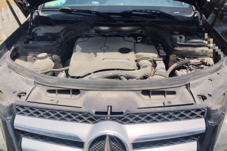 Used Mercedes-Benz GLK-Class 2015 GLK 260 4MATIC Dynamic Edition Ultimate Version Engine Bay