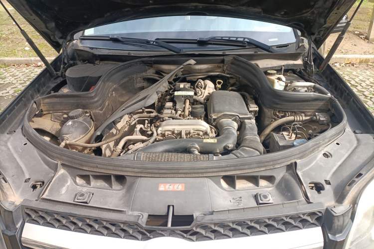 Used Mercedes-Benz GLK-Class 2015 GLK 260 4MATIC Dynamic Edition Ultimate Version Engine Bay