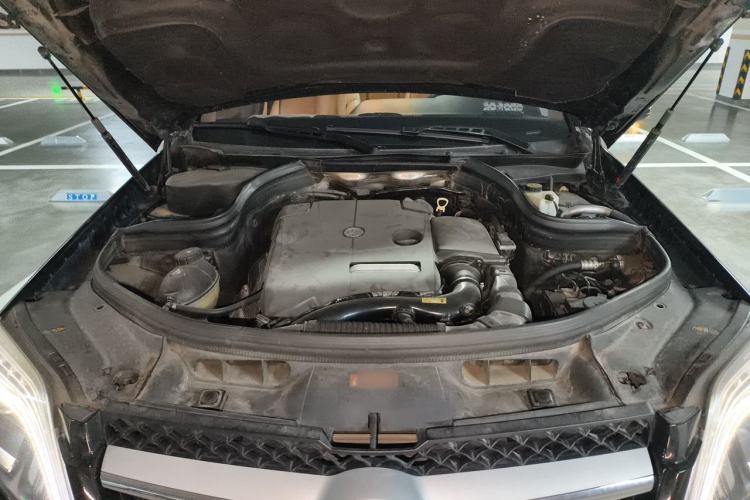 Used Mercedes-Benz GLK-Class 2015 GLK 260 4MATIC Fashion Edition Ultimate Version Engine Bay