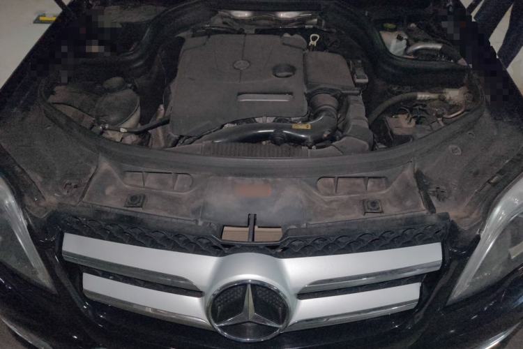 Used Mercedes-Benz GLK-Class 2015 GLK 260 4MATIC Fashion Edition Ultimate Version Engine Bay