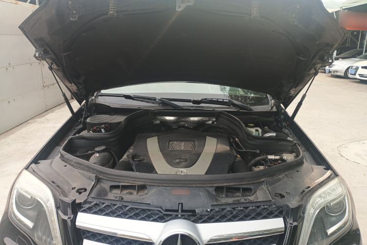 Used Mercedes-Benz GLK-Class 2015 GLK 300 4MATIC Fashion Edition Ultimate Version Engine Bay