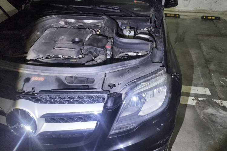 Used Mercedes-Benz GLK-Class 2015 GLK 260 4MATIC Dynamic Edition Ultimate Version Engine Bay Left