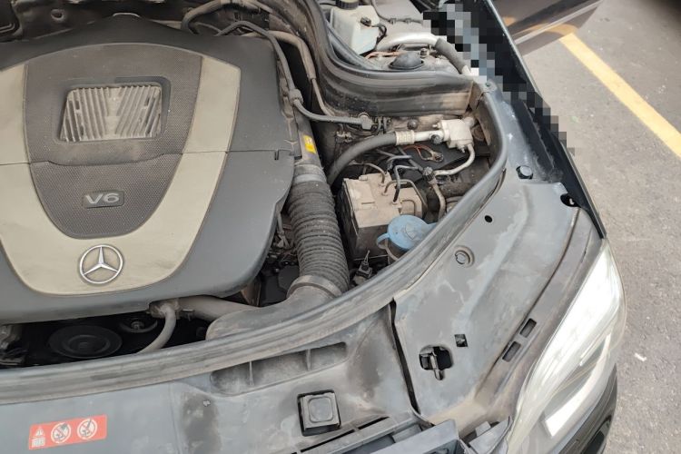 Used Mercedes-Benz GLK-Class 2015 GLK 300 4MATIC Fashion Edition Ultimate Version Engine Bay Left