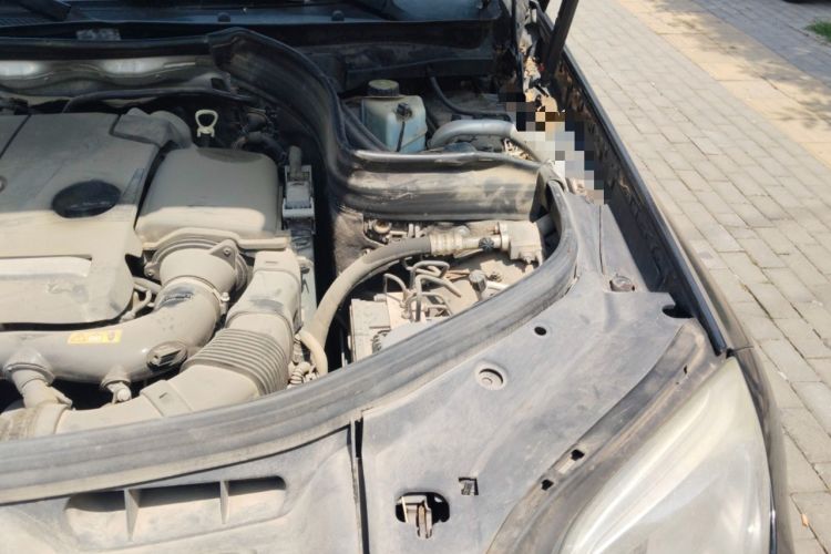 Used Mercedes-Benz GLK-Class 2015 GLK 260 4MATIC Dynamic Edition Ultimate Version Engine Bay Left