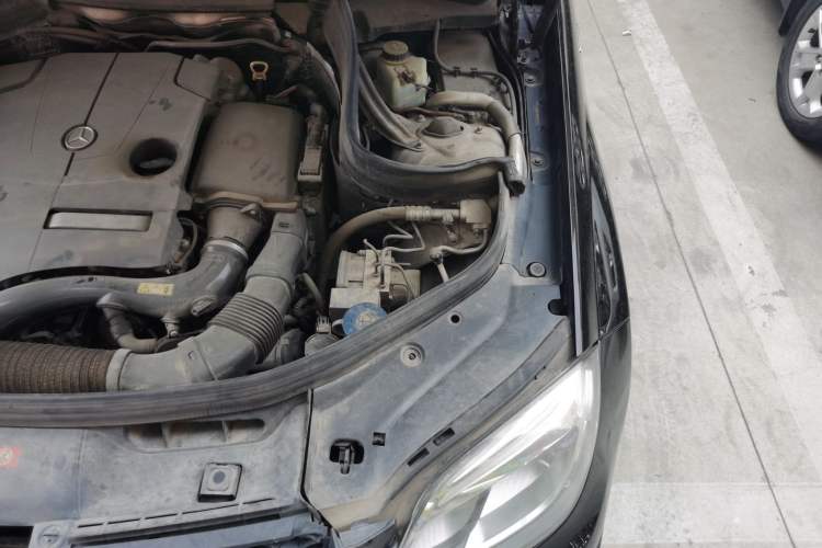 Used Mercedes-Benz GLK-Class 2015 GLK 260 4MATIC Dynamic Edition Ultimate Version Engine Bay Left