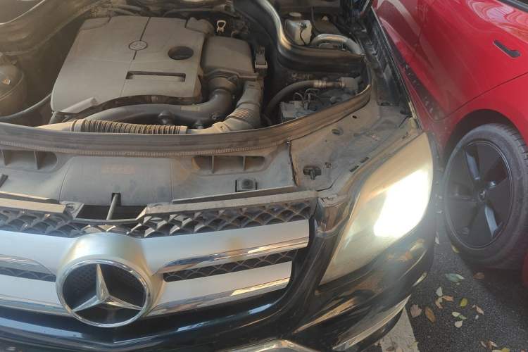 Used Mercedes-Benz GLK-Class 2015 GLK 260 4MATIC Dynamic Edition Ultimate Version Engine Bay Left