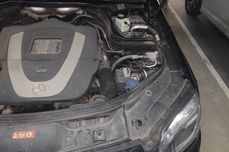 Used Mercedes-Benz GLK-Class 2015 GLK 300 4MATIC Fashion Edition Ultimate Version Engine Bay Left