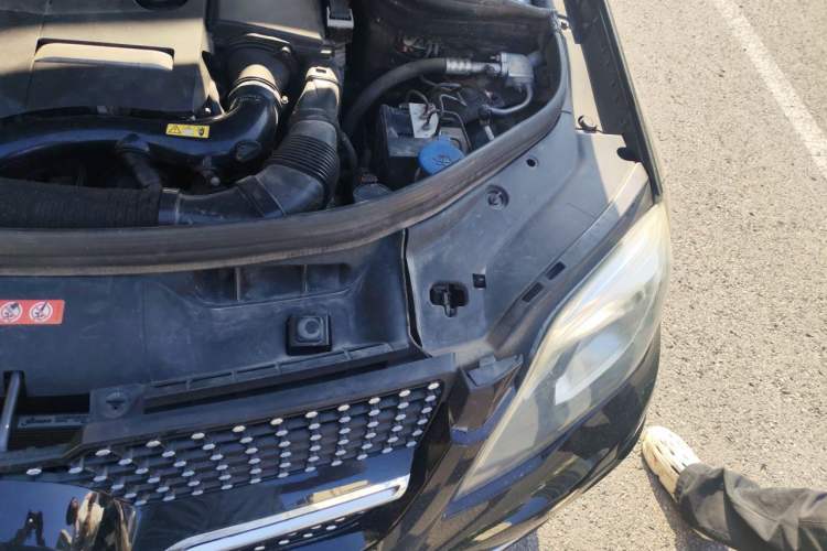 Used Mercedes-Benz GLK-Class 2015 GLK 260 4MATIC Dynamic Edition Ultimate Version Engine Bay Left