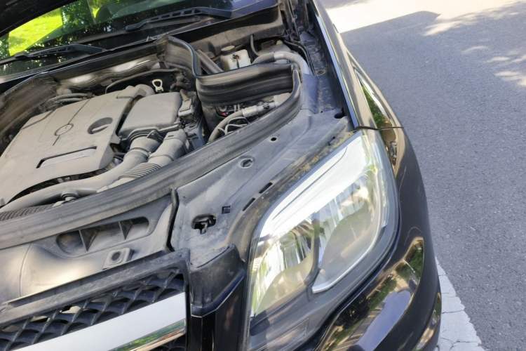 Used Mercedes-Benz GLK-Class 2015 GLK 260 4MATIC Dynamic Edition Ultimate Version Engine Bay Left