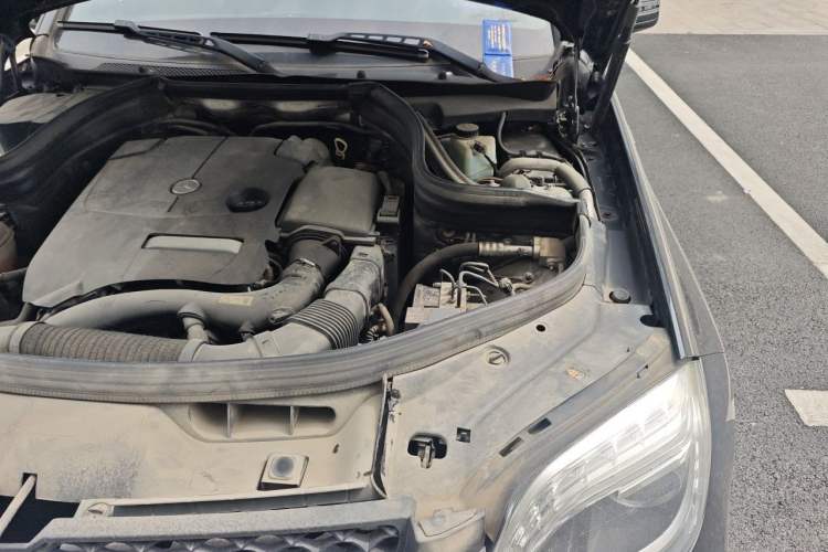 Used Mercedes-Benz GLK-Class 2015 GLK 260 4MATIC Fashion Edition Ultimate Version Engine Bay Left